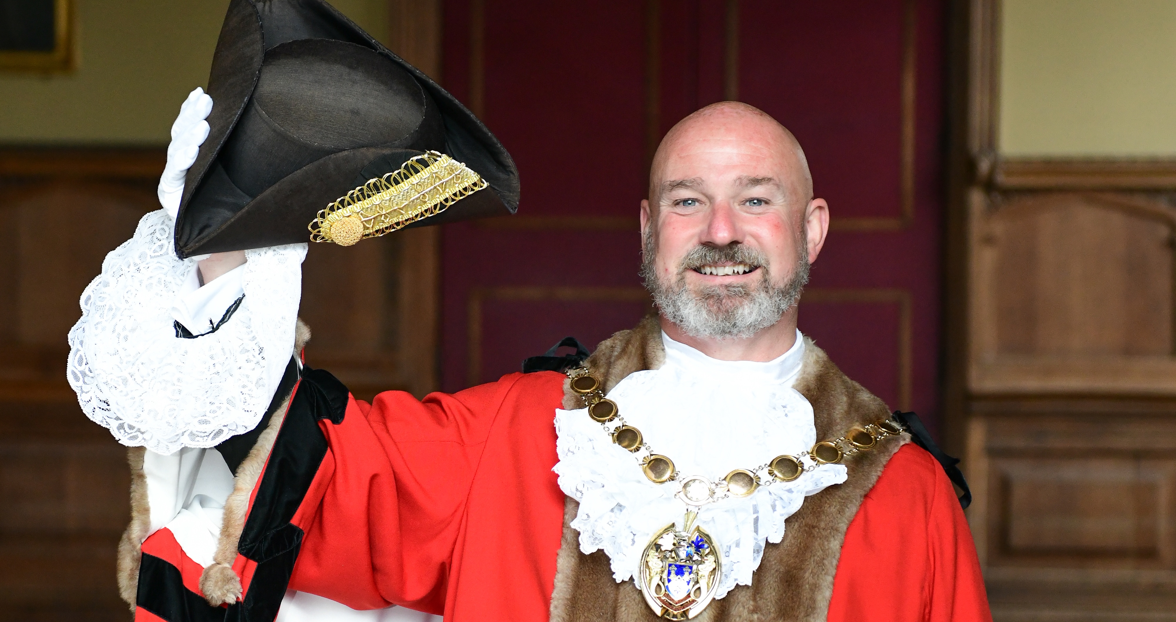 Mayor Cllr Steve Bearshaw (2) Mayor Cllr Steve Bearshaw (2)